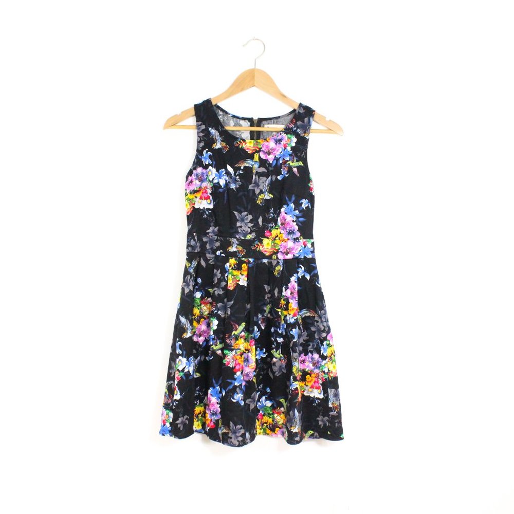 *Vintage Sunny Girl Floral Skater Style Dress